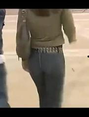 打自已屁股的视频,搞笑打屁股视频引发网友热议